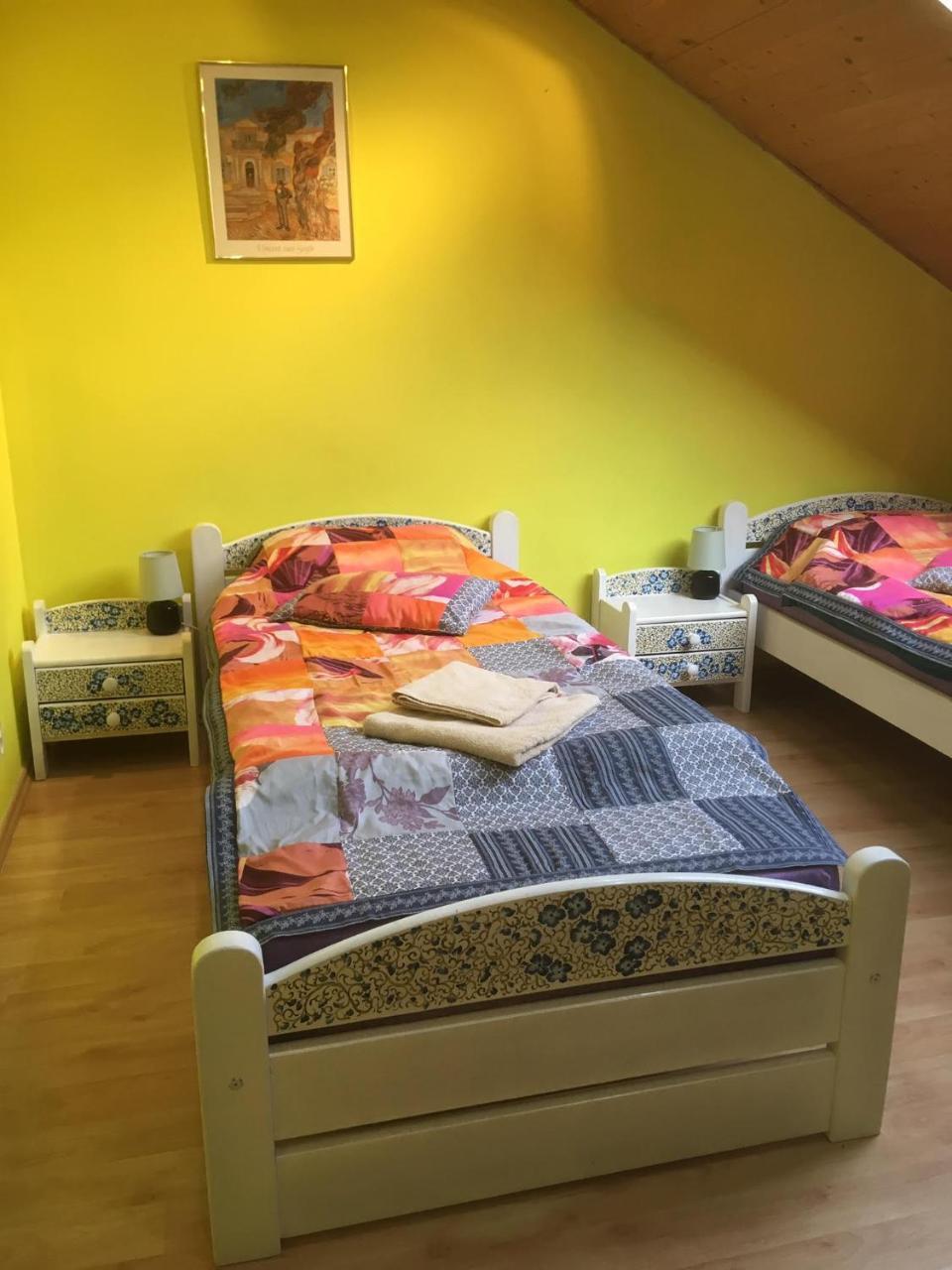 Penzion Krasny Dvur Екстериор снимка