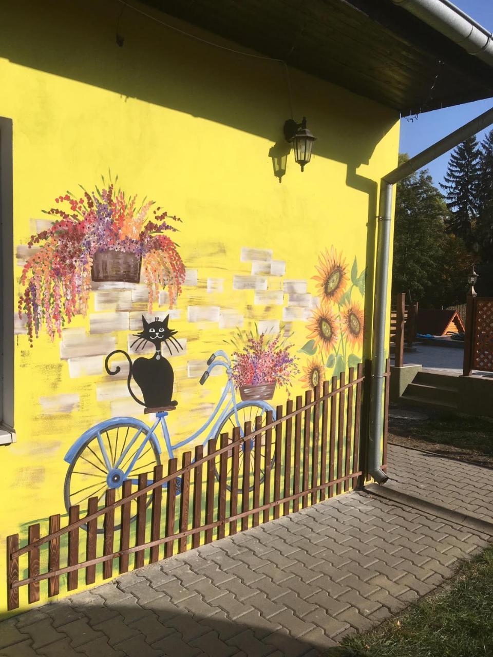 Penzion Krasny Dvur Екстериор снимка